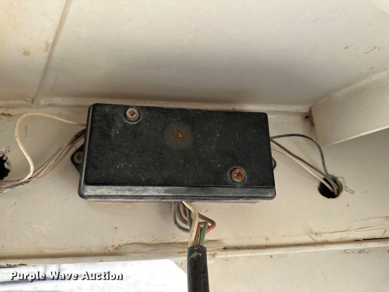 image for item DK6571 2014 WW enclosed cargo trailer