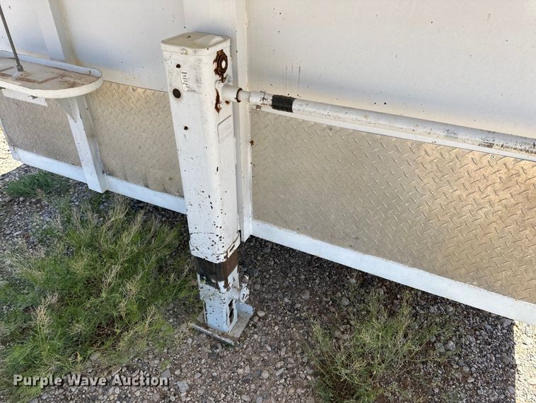 image for item DK6571 2014 WW enclosed cargo trailer