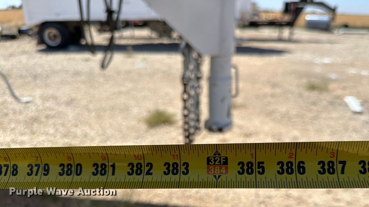 image for item DK6571 2014 WW enclosed cargo trailer