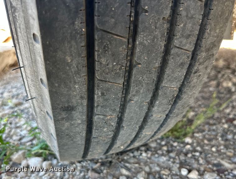 image for item DK6571 2014 WW enclosed cargo trailer