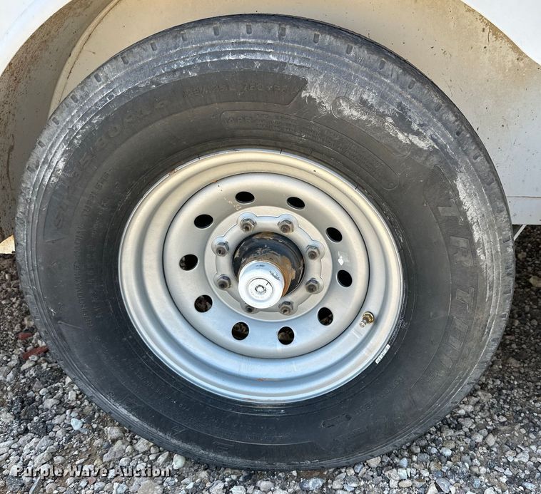 image for item DK6571 2014 WW enclosed cargo trailer