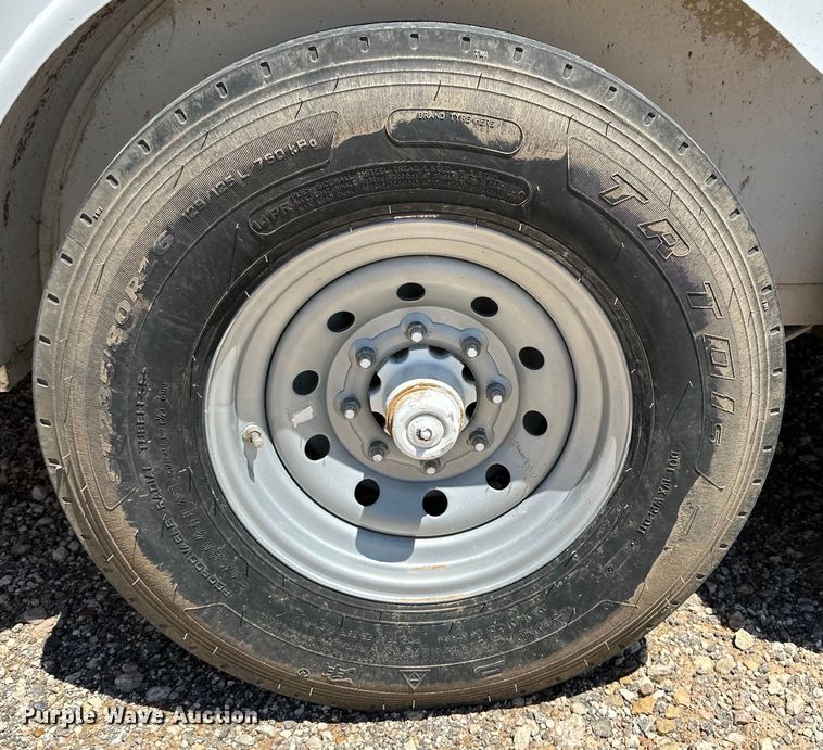 image for item DK6571 2014 WW enclosed cargo trailer