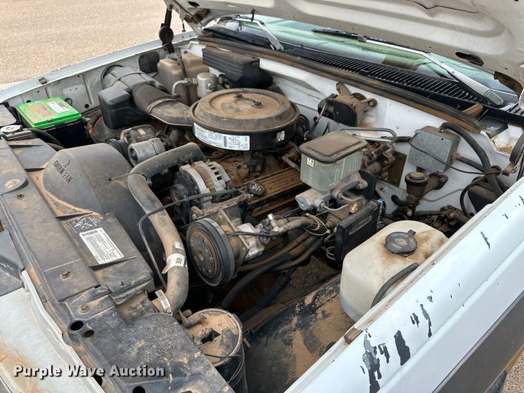 image for item DK6574 1993 Chevrolet C3500 utility bed pickup truck