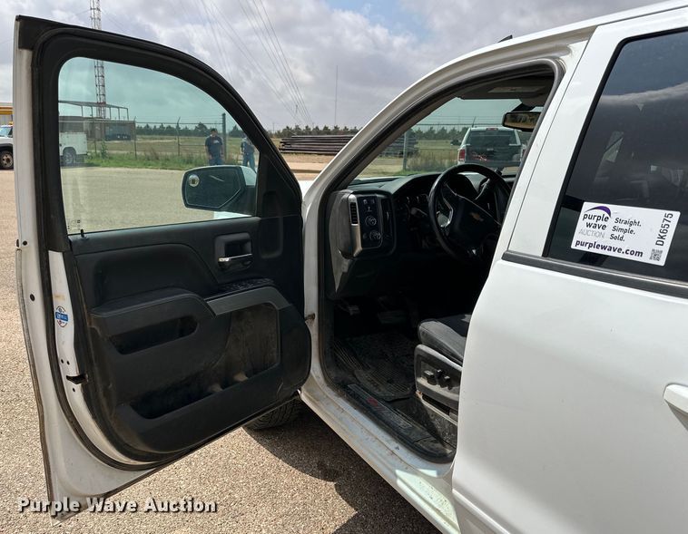 image for item DK6575 2018 Chevrolet  Silverado 1500 Double Cab pickup truck