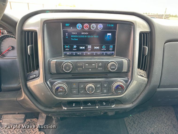 image for item DK6575 2018 Chevrolet  Silverado 1500 Double Cab pickup truck