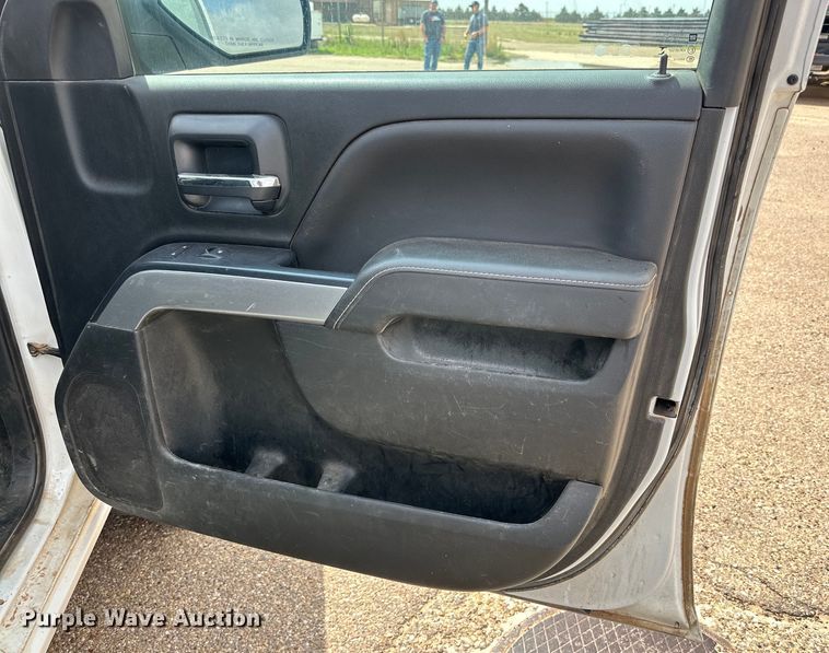 image for item DK6575 2018 Chevrolet  Silverado 1500 Double Cab pickup truck