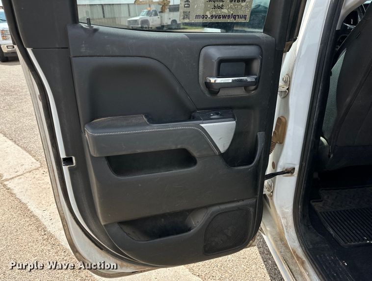 image for item DK6575 2018 Chevrolet  Silverado 1500 Double Cab pickup truck