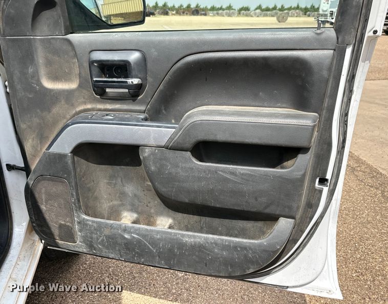 image for item DK6576 2014 Chevrolet Silverado 1500 Double Cab pickup truck