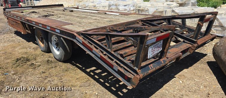 image for item DM1664 1994 Fannin Fabrication  Road Hog equipment trailer