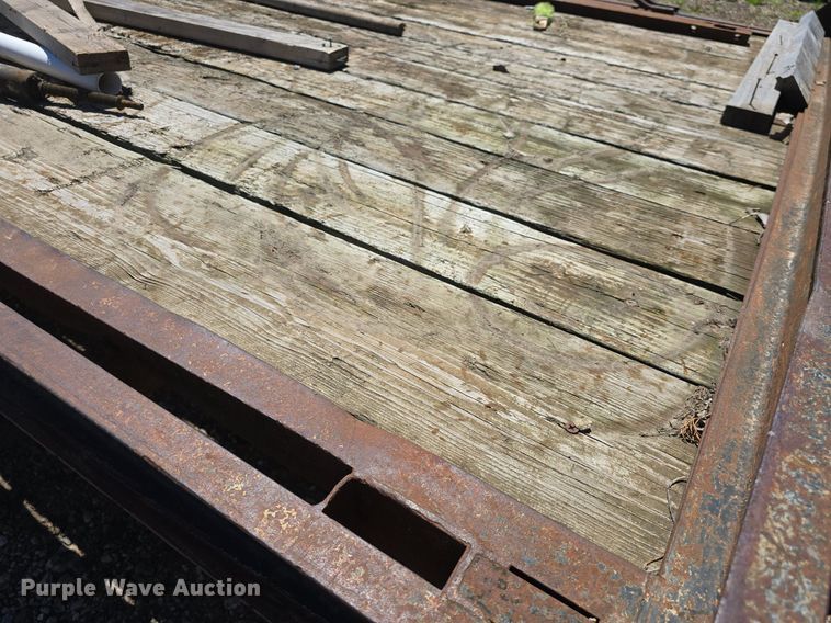 image for item DM1664 1994 Fannin Fabrication  Road Hog equipment trailer