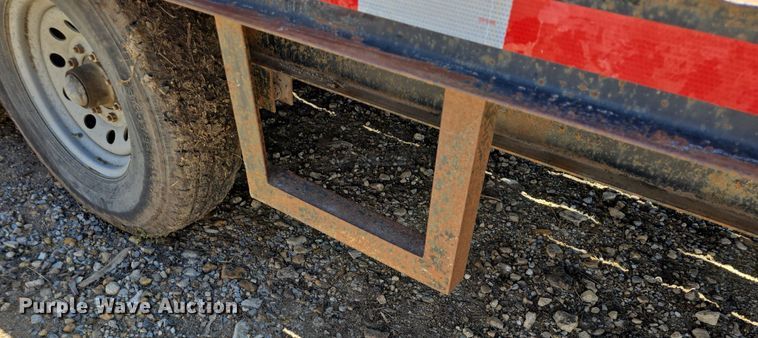 image for item DM1664 1994 Fannin Fabrication  Road Hog equipment trailer