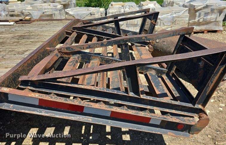 image for item DM1664 1994 Fannin Fabrication  Road Hog equipment trailer