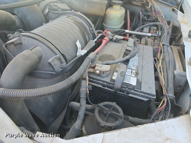 image for item DM1666 2007 Ford F450 Super Duty XL flatbed truck