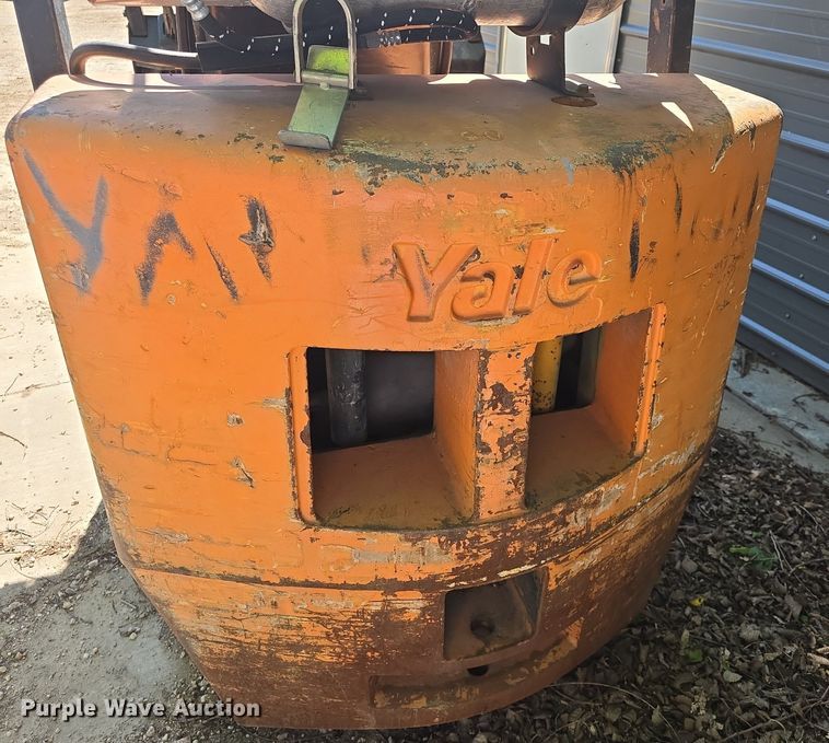 image for item DM1667 Yale GLC050TENUAV062 forklift