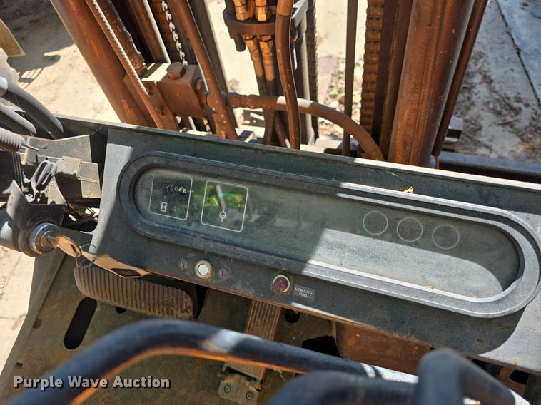 image for item DM1667 Yale GLC050TENUAV062 forklift