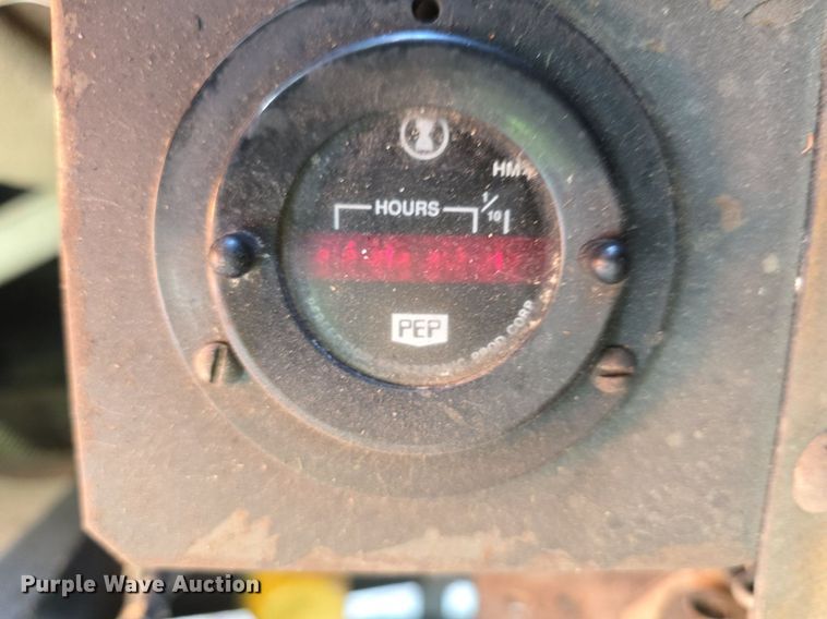 image for item DM1667 Yale GLC050TENUAV062 forklift