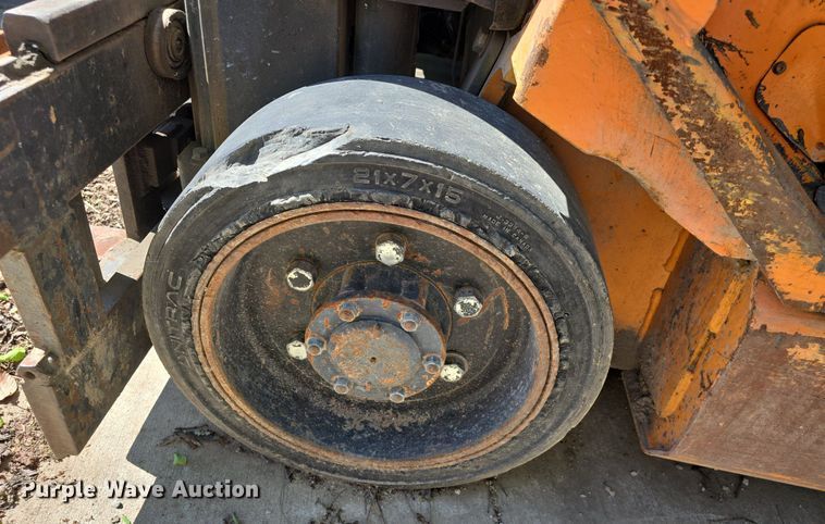 image for item DM1667 Yale GLC050TENUAV062 forklift