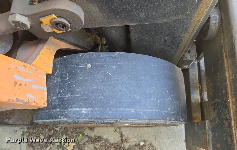 image for item DM1667 Yale GLC050TENUAV062 forklift