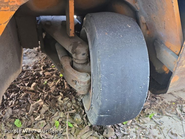 image for item DM1667 Yale GLC050TENUAV062 forklift