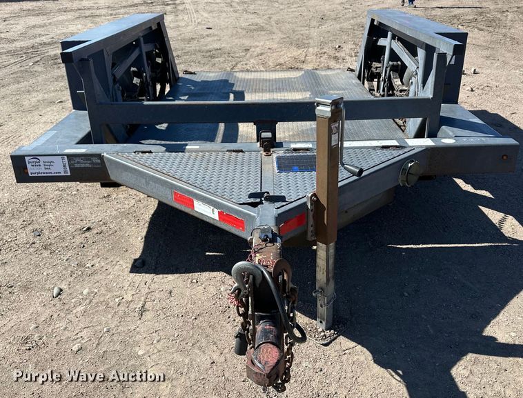 image for item DM2710 2012 JLG equipment trailer