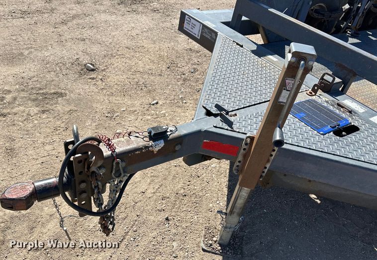 image for item DM2710 2012 JLG equipment trailer