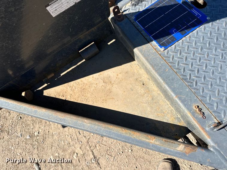 image for item DM2710 2012 JLG equipment trailer