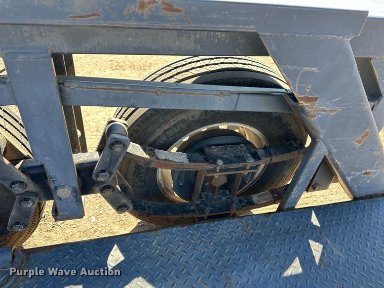 image for item DM2710 2012 JLG equipment trailer