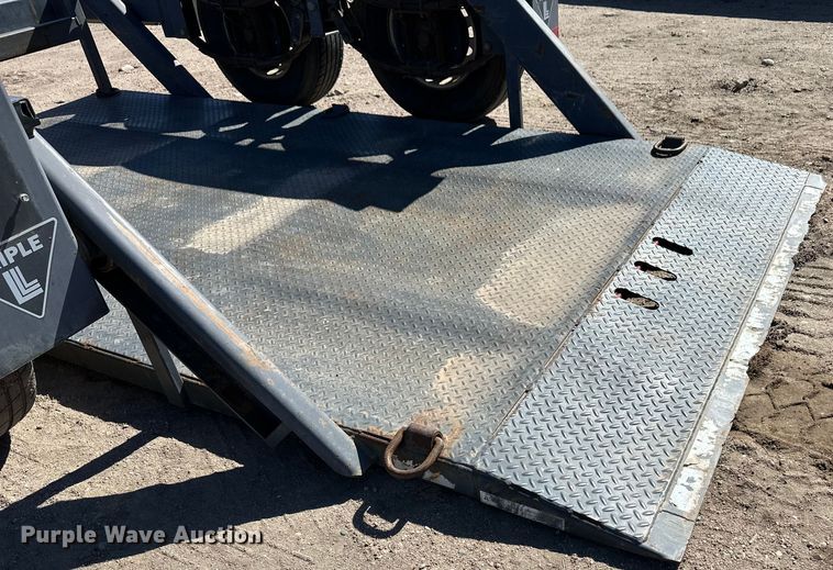 image for item DM2710 2012 JLG equipment trailer