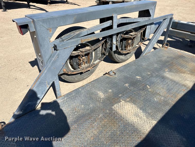 image for item DM2710 2012 JLG equipment trailer