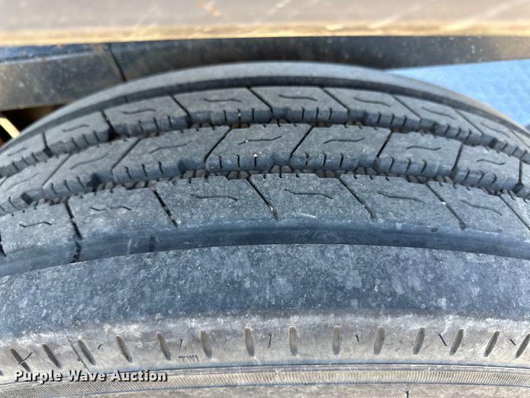 image for item DM2710 2012 JLG equipment trailer