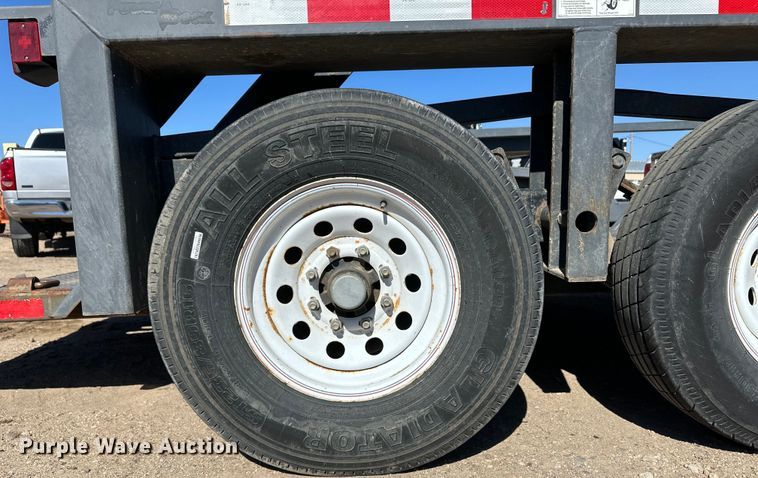 image for item DM2710 2012 JLG equipment trailer