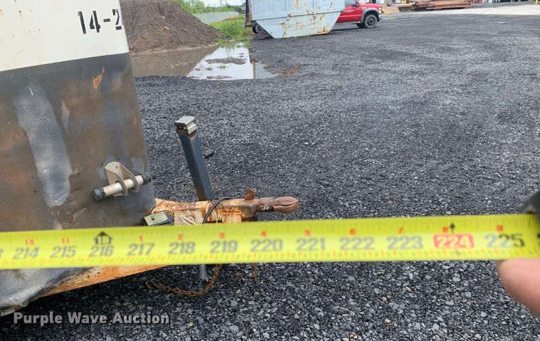 image for item DM7821 2006 W-W Trailers 15x6JJ enclosed cargo trailer