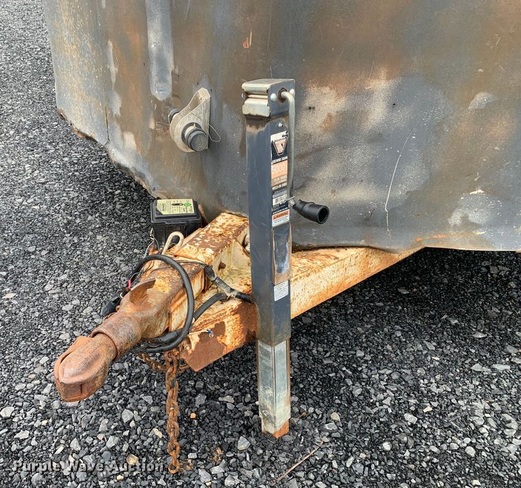 image for item DM7821 2006 W-W Trailers 15x6JJ enclosed cargo trailer