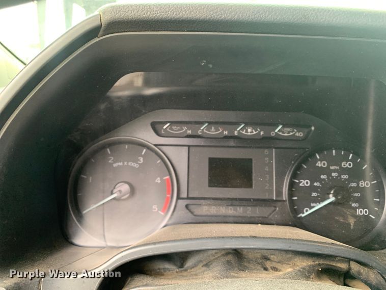 image for item DM7822 2019 Ford F550 Super Duty truck cab and chassis