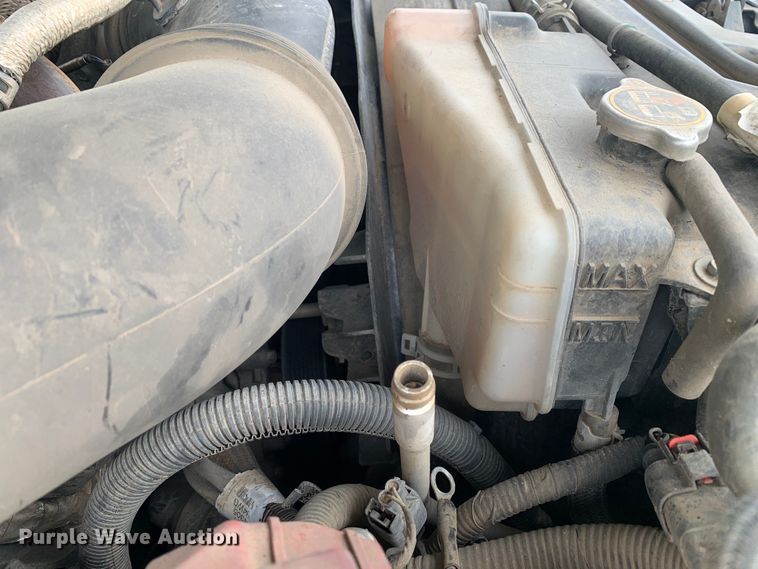 image for item DM7822 2019 Ford F550 Super Duty truck cab and chassis