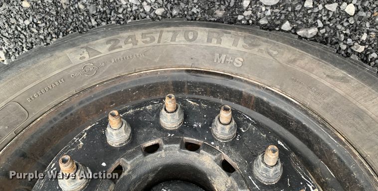 image for item DM7822 2019 Ford F550 Super Duty truck cab and chassis