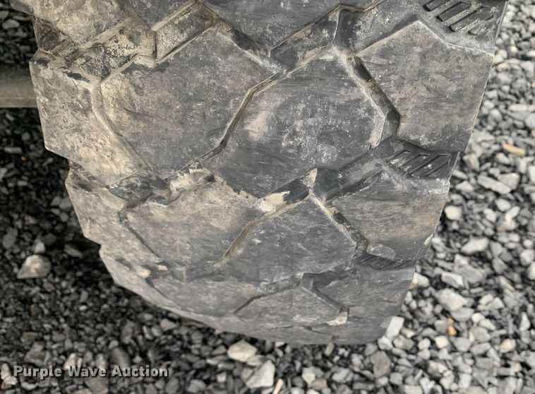 image for item DM7822 2019 Ford F550 Super Duty truck cab and chassis