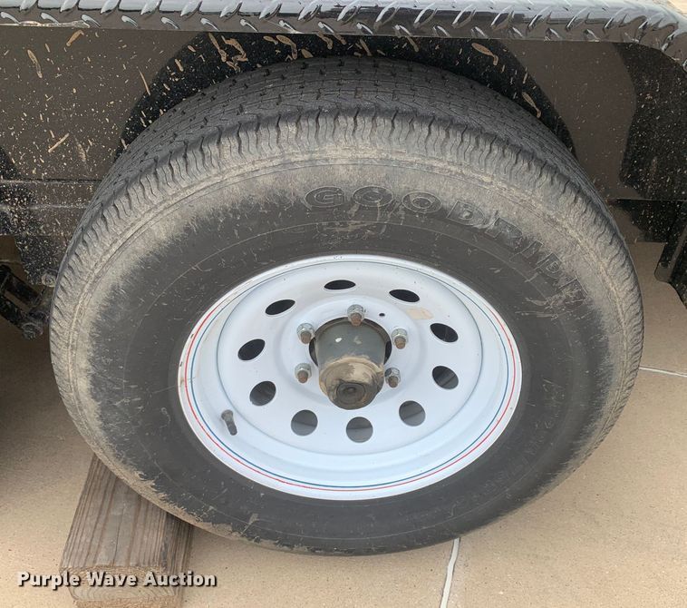 image for item DM7853 2022 Orange Line TH10 utility trailer