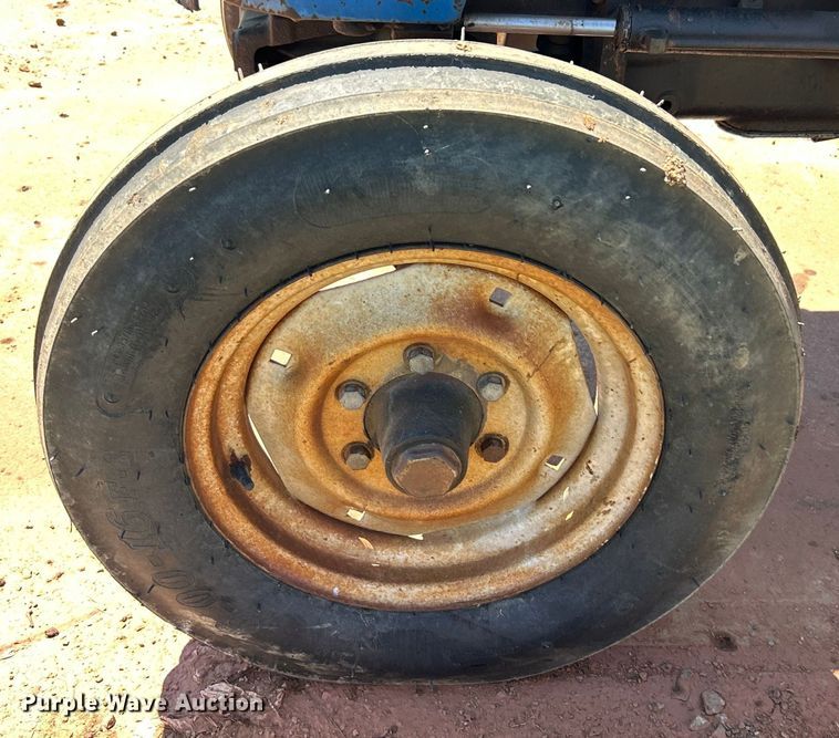 image for item DO1107 Long 510 tractor