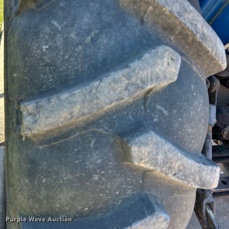 image for item DO1107 Long 510 tractor