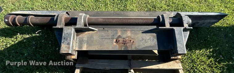 image for item DO1125 2006 Galbreath  U75-OR-174 roll-off bed