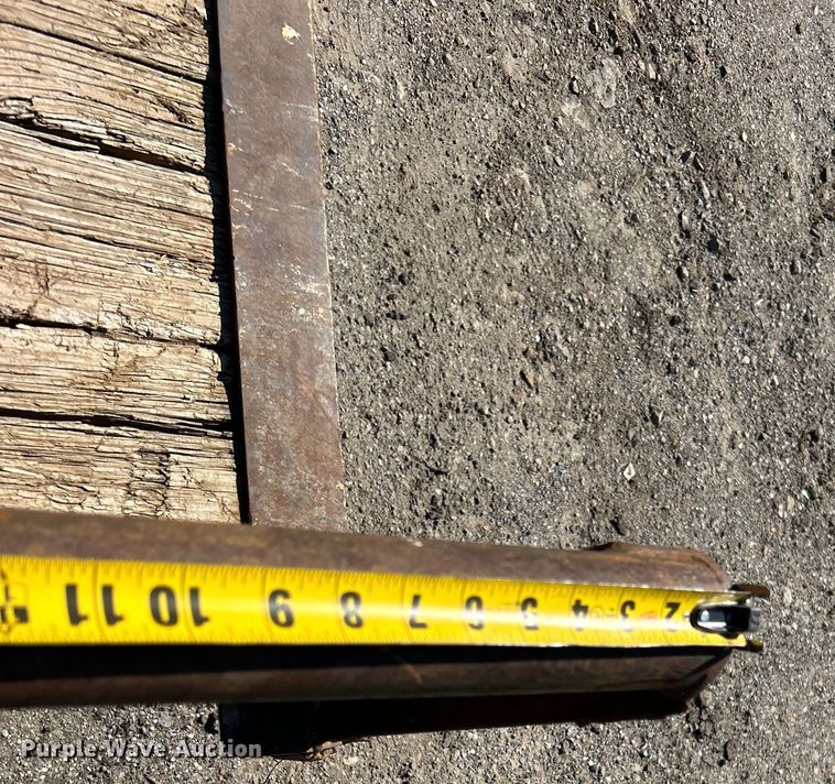 image for item DO1133 1997 Texas Bragg Enterprise utility trailer