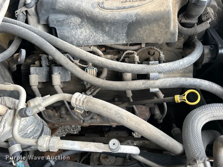 image for item DO6468 2005 GMC Sierra 2500HD Ext. Cab pickup truck