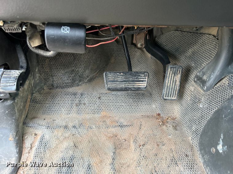 image for item DO6468 2005 GMC Sierra 2500HD Ext. Cab pickup truck
