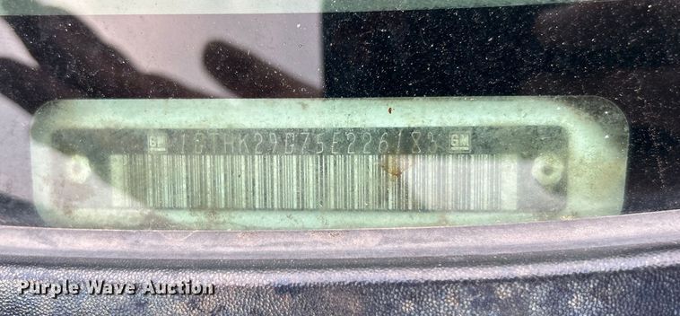 image for item DO6468 2005 GMC Sierra 2500HD Ext. Cab pickup truck