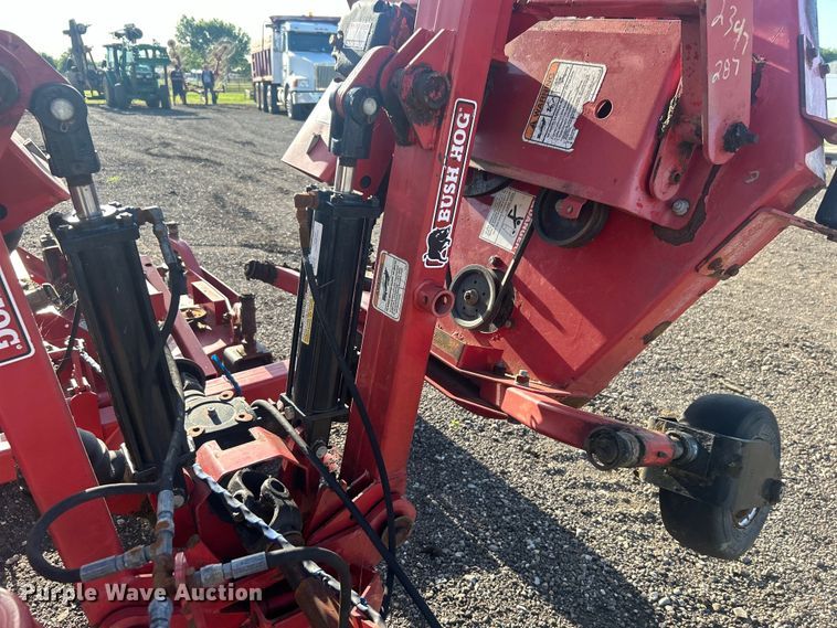 image for item DO6470 Bush Hog TD1100 batwing rotary mower