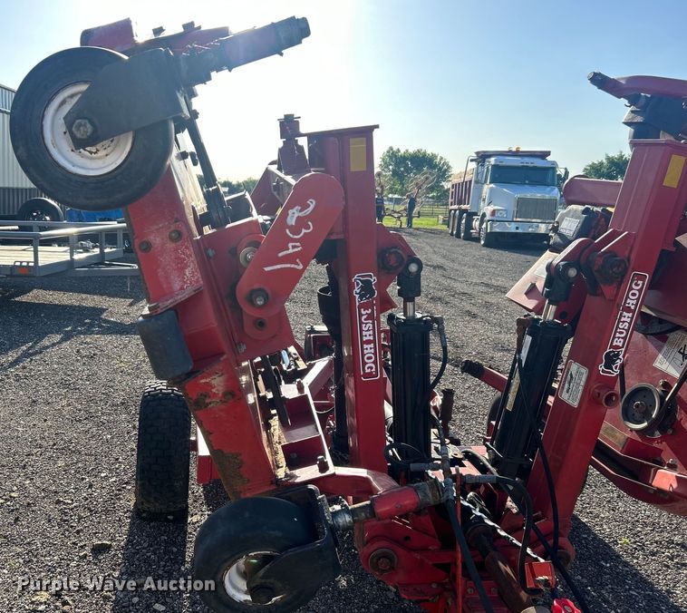 image for item DO6470 Bush Hog TD1100 batwing rotary mower