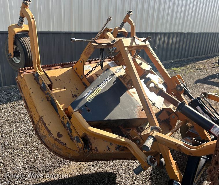 image for item DO6471 Atwoods Woods 9204RD batwing rotary mower