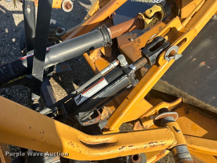 image for item DO6471 Atwoods Woods 9204RD batwing rotary mower