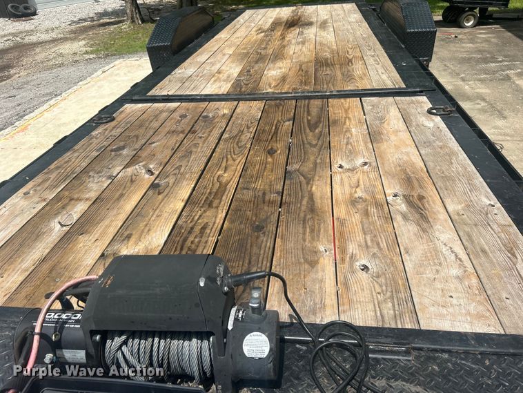 image for item DO6480 2021 Diamond C tilt deck equipment trailer